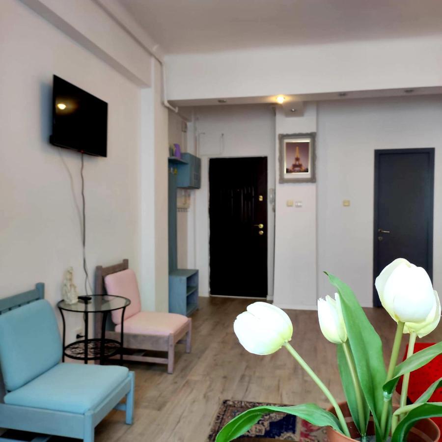 Garsoniera Centrul Bucurestiului Apartment Exterior photo